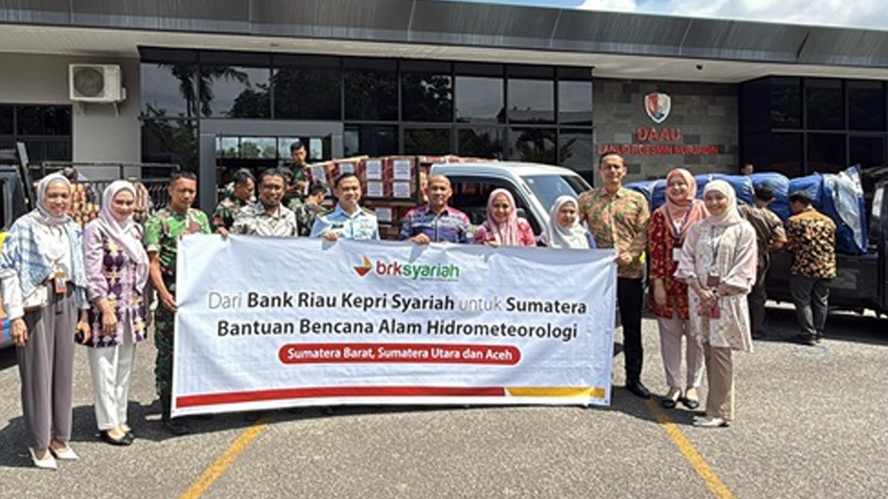 Peduli Sesama, BRK Syariah Bantu Korban Bencana Hidrometeorologi di Sumatera