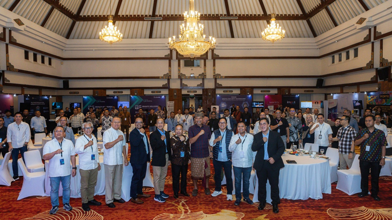 BPD Go Digital 4: Sinergi Digital dan Ketangguhan Siber dalam Mendukung Roadmap Penguatan BPD-SI BPD Go Digital 4: Sinergi Digital dan Ketangguhan Siber dalam Mendukung Roadmap Penguatan BPD-SI